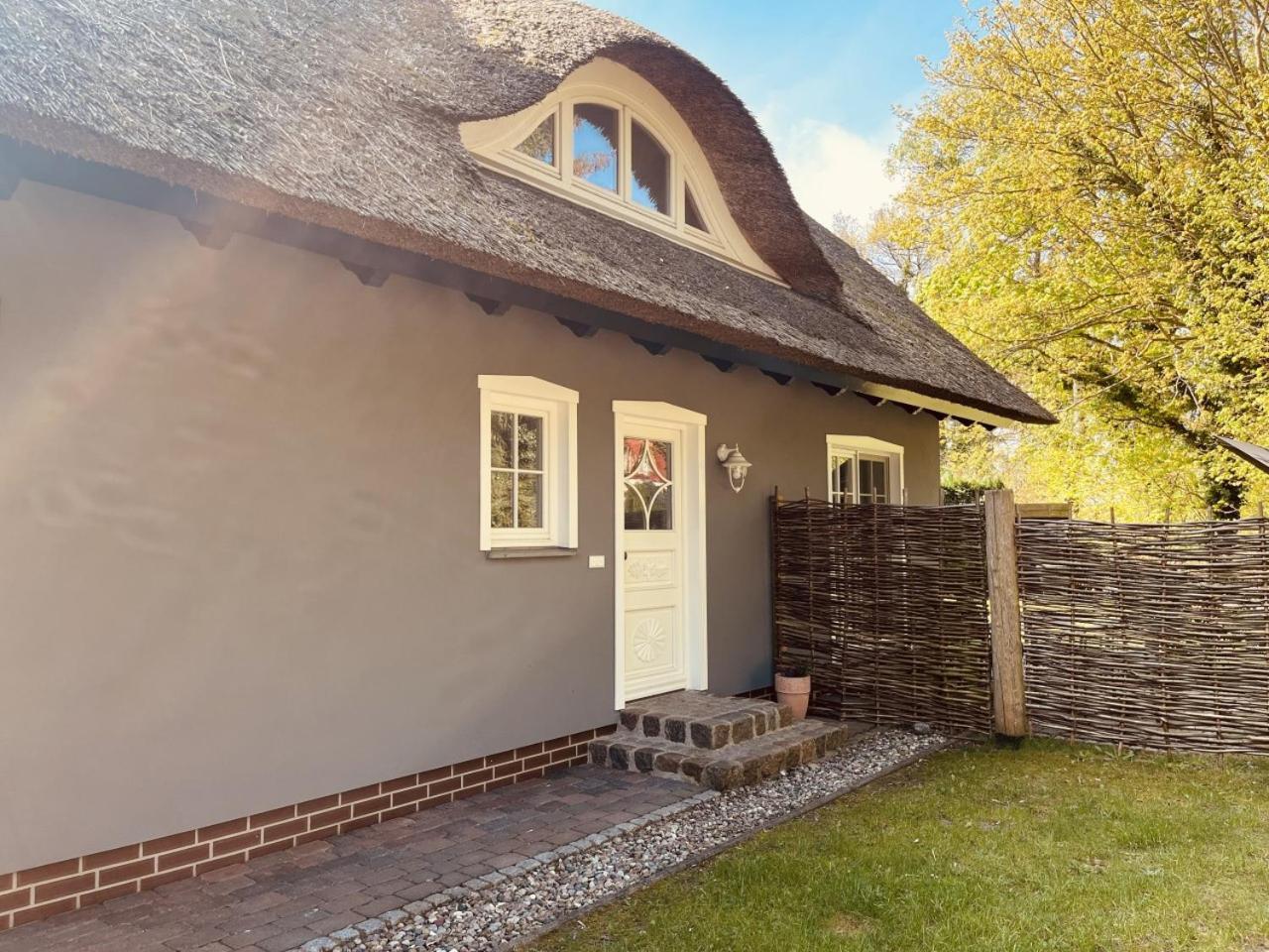 Ferienwohnung Lasse in Wieck Exterior foto