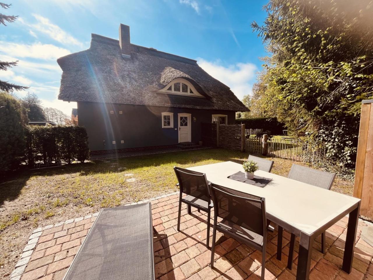 Ferienwohnung Lasse in Wieck Exterior foto